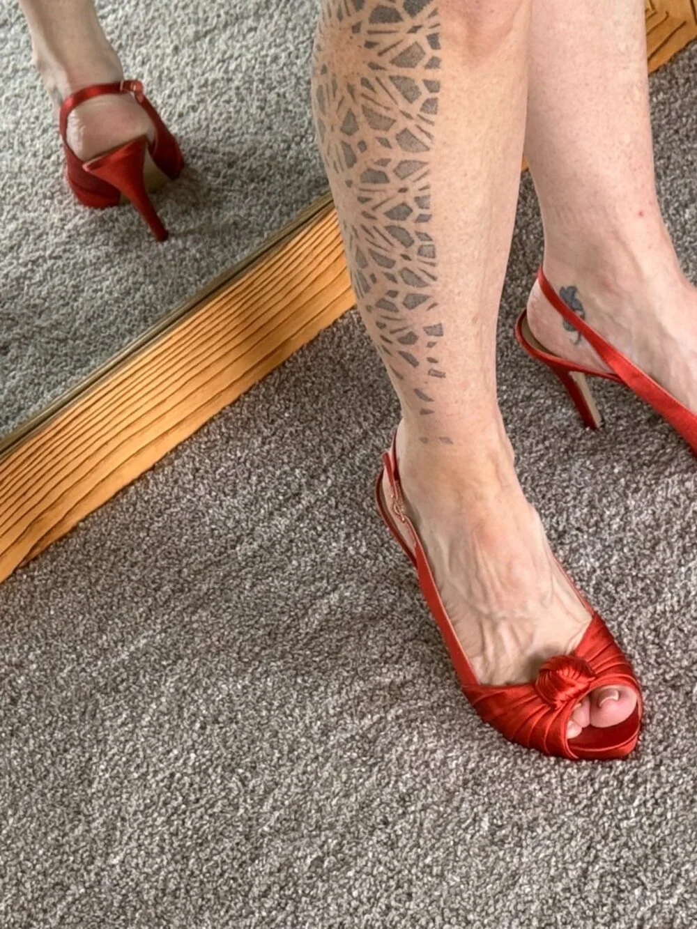 Nine West Orange Satin Peep Toe Slingback Heels Size 6.5